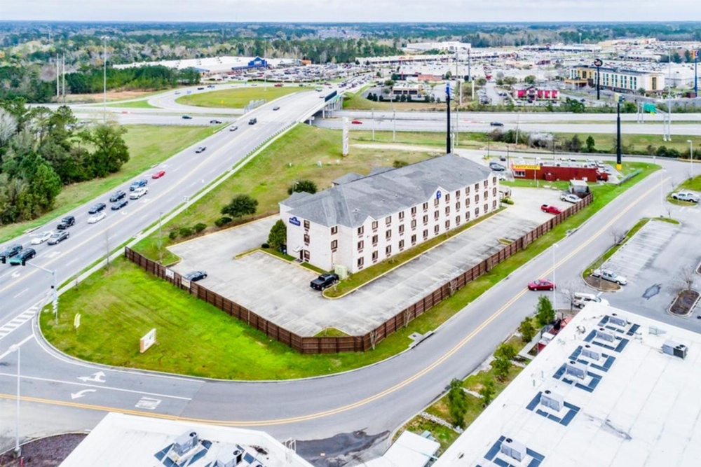 Regency Inn & Suites Biloxi Main image